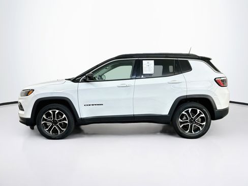Used 2022 Jeep Compass Limited AWD/4WD image 4