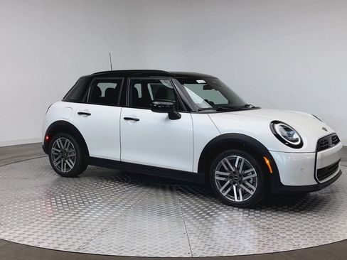 New 2026 MINI Cooper 4-Door Hardtop image 2