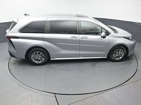 Certified 2023 Toyota Sienna XLE w/ Protection Package (TMS) FWD image 46