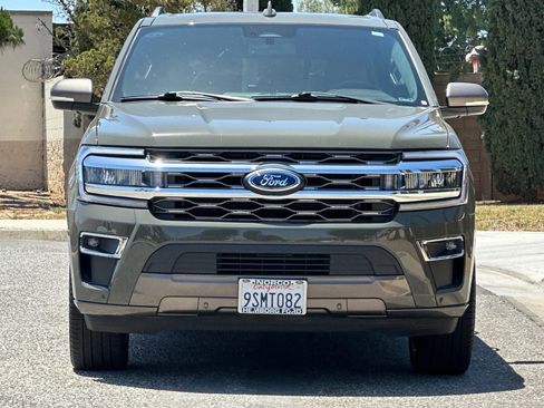 Used 2024 Ford Expedition Max King Ranch RWD image 9