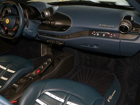 Used 2021 Ferrari F8 Tributo image 19