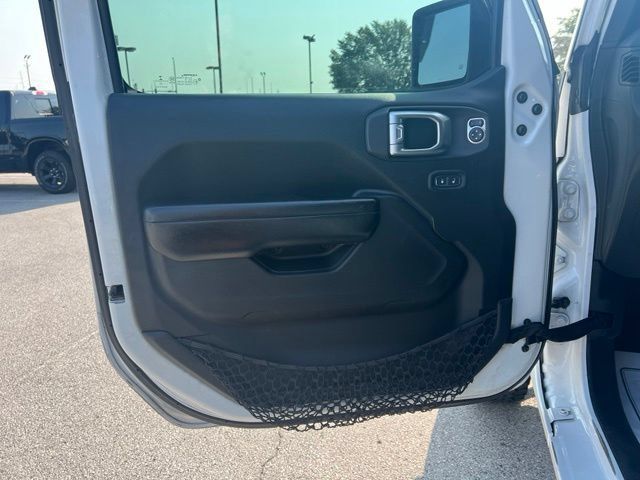 Certified 2020 Jeep Wrangler Sport AWD/4WD image 9