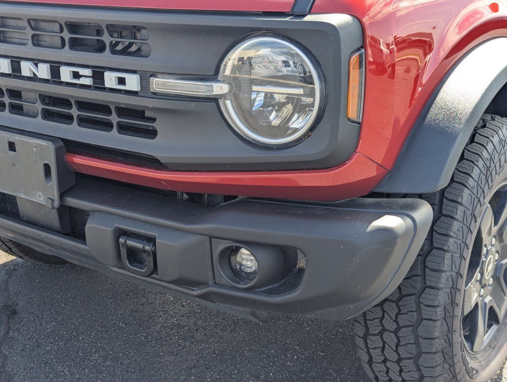 Used 2023 Ford Bronco Black Diamond AWD/4WD image 11