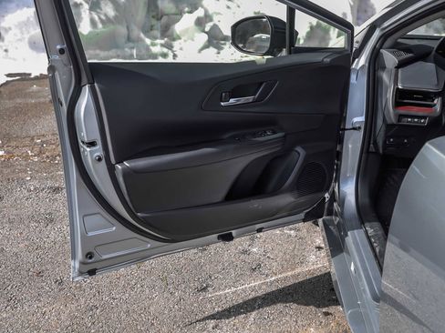 Used 2024 Toyota Prius Prime XSE image 22