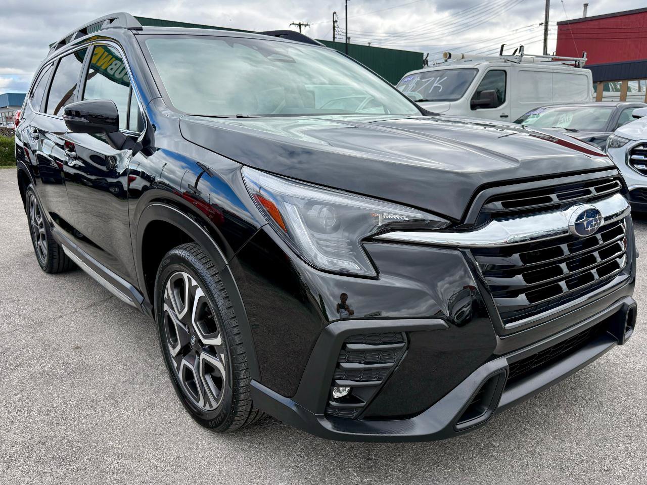 Used 2023 Subaru Ascent Limited AWD/4WD image 7