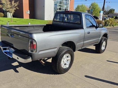 Used 1998 Toyota Tacoma 4x4 Regular Cab image 5