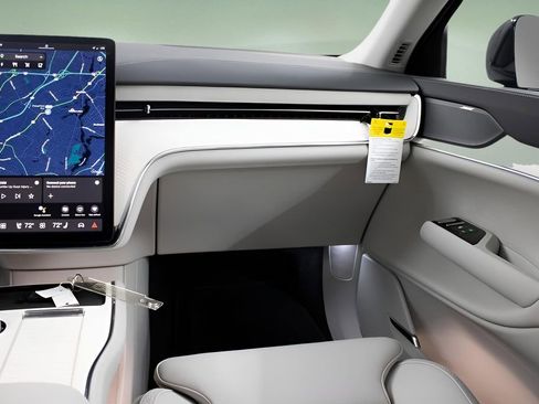 New 2025 Volvo EX90 Ultra image 33