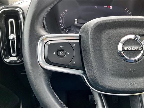 Used 2024 Volvo XC40 B5 Plus AWD/4WD image 26