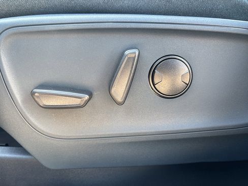 New 2026 Ford Maverick XLT w/ XLT Luxury Package image 18