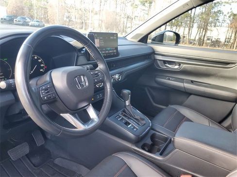 Certified 2025 Honda CR-V Sport-L image 13