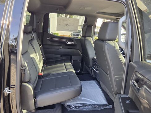 New 2026 Chevrolet Silverado 1500 LTZ w/ LTZ Premium Package AWD/4WD image 22