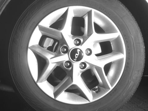 Used 2025 Kia Soul LX w/ LX Technology Package FWD image 12
