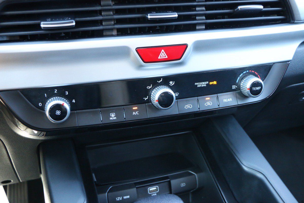 Used 2022 Kia Telluride SX w/ Nightfall Edition Package AWD/4WD image 22