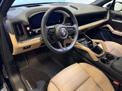 New 2026 Porsche Cayenne image 4