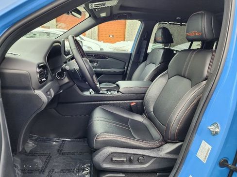 Used 2024 Honda Pilot TrailSport image 21