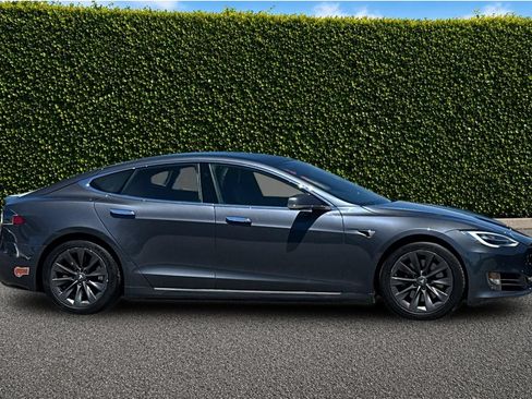 Used 2020 Tesla Model S Long Range AWD/4WD image 3