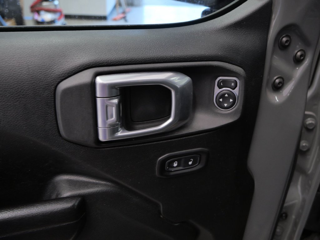 Used 2021 Jeep Wrangler Unlimited Sport AWD/4WD image 23