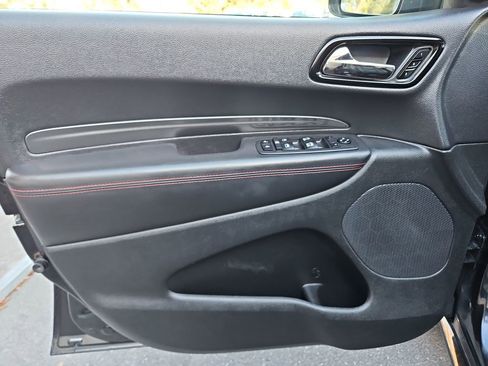 Used 2024 Dodge Durango GT image 29