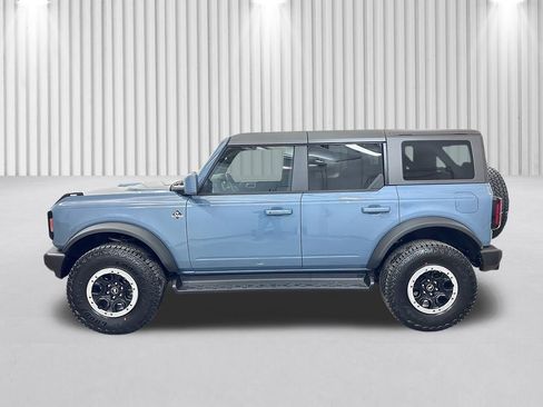 New 2025 Ford Bronco Outer Banks w/ Sasquatch Package AWD/4WD image 8