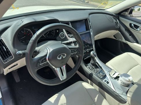 Used 2022 INFINITI Q50 Luxe w/ Cargo Package RWD image 13