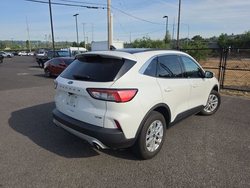 Used 2020 Ford Escape SE AWD/4WD image 4