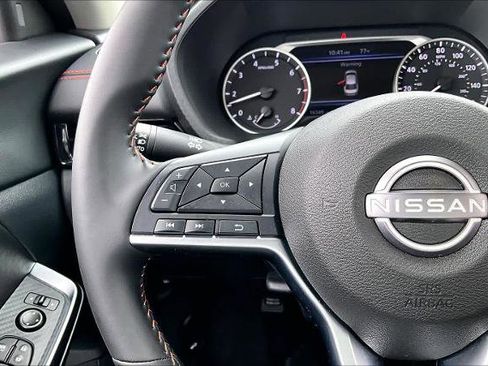 Certified 2025 Nissan Sentra SR FWD image 24