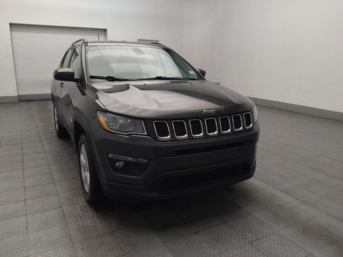 Used 2020 Jeep Compass Latitude w/ Popular Equipment Group AWD/4WD image 13