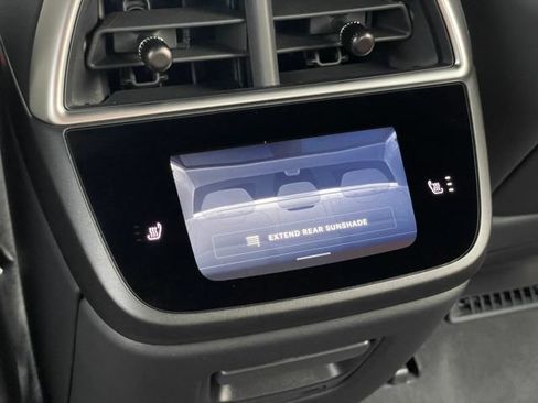 Used 2024 Lucid Air Touring AWD/4WD image 32
