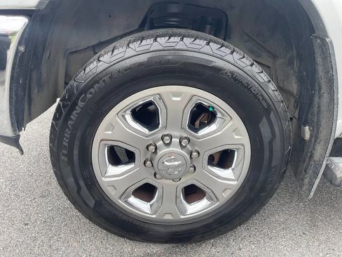 Used 2015 RAM 2500 Laramie w/ Protection Group image 16