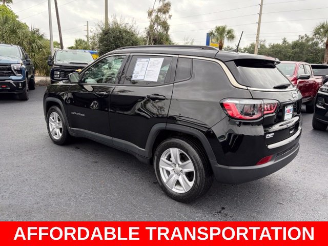 Used 2022 Jeep Compass Latitude FWD image 4