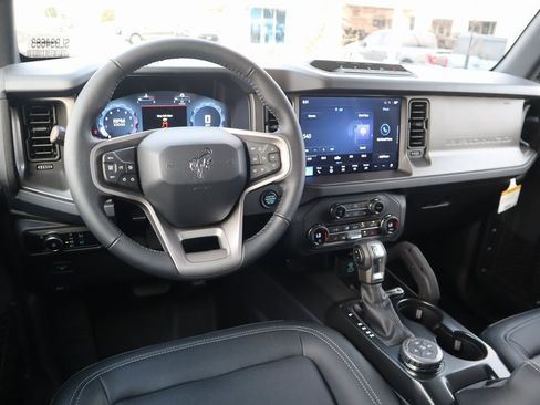 New 2025 Ford Bronco Big Bend w/ Black Diamond Package image 2