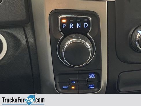 Used 2018 RAM 1500 Classic SLT image 19