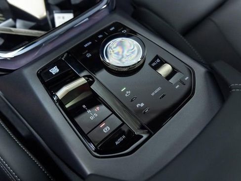 Used 2025 BMW X3 xDrive30i image 23