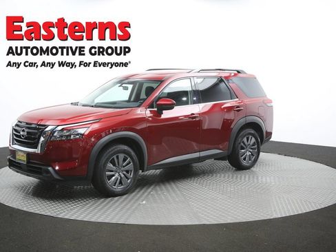 Used 2025 Nissan Pathfinder SV FWD image 56
