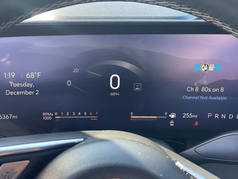 Used 2025 Buick Enclave Preferred image 21