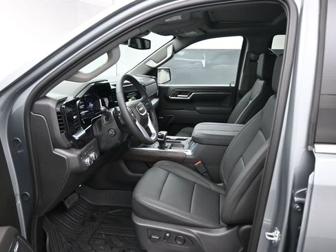 New 2026 GMC Sierra 1500 SLT w/ SLT Premium Plus Package image 8