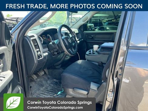 Used 2017 RAM 1500 Express AWD/4WD image 9