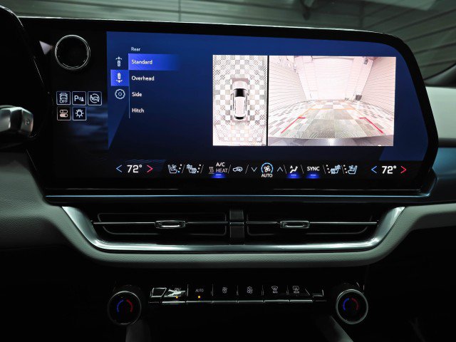 Used 2025 Chevrolet Equinox EV LT w/ Convenience Package II FWD image 26