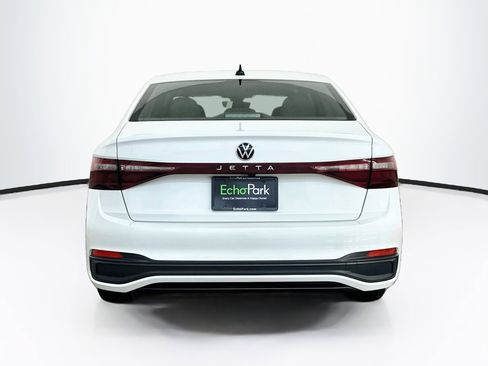 Used 2025 Volkswagen Jetta Sport FWD image 7