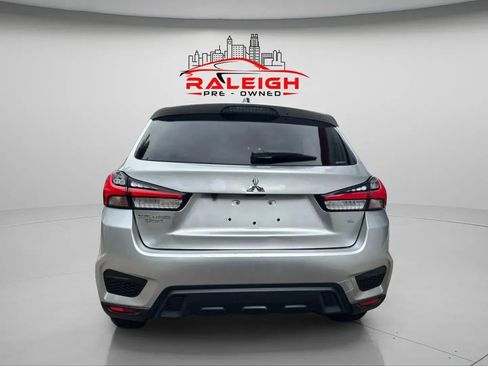 Used 2022 Mitsubishi Outlander Sport SE image 6