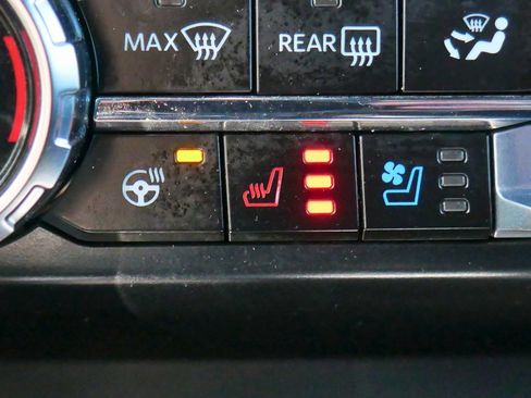 Used 2024 Ford F150 Lariat w/ Equipment Group 502A High image 39