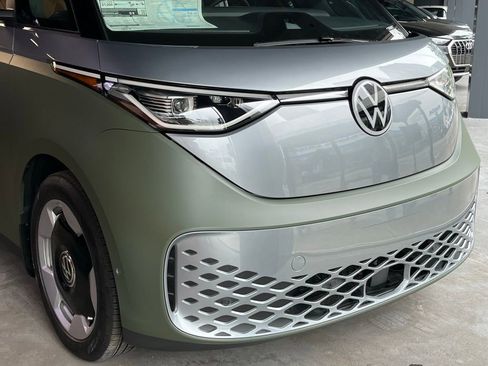 New 2025 Volkswagen ID. Buzz Pro S image 41