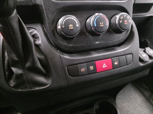 Used 2021 RAM ProMaster 2500 w/ Convenience Group image 25