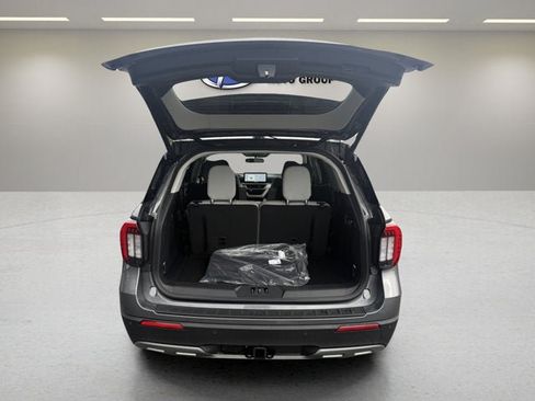 New 2026 Ford Explorer Active w/ Active Comfort Package AWD/4WD image 7