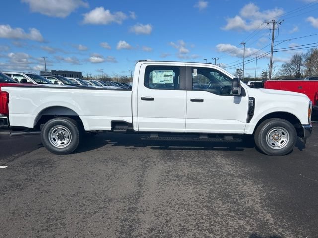 New 2026 Ford F250 XL w/ XL Chrome Package RWD image 9