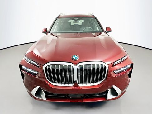 Used 2025 BMW X7 xDrive40i image 2