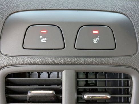 New 2026 Buick Envision Avenir image 17