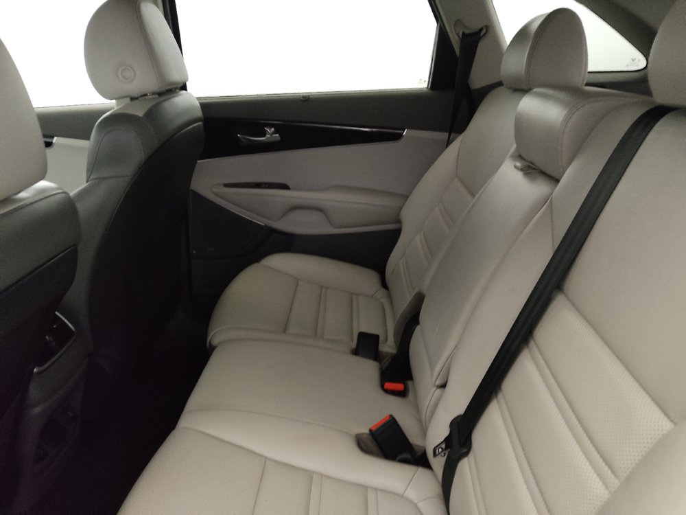 Used 2019 Kia Sorento SX AWD/4WD image 18