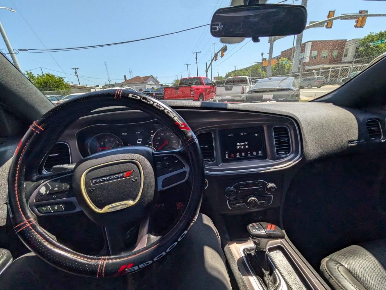 Used 2020 Dodge Charger SXT w/ Leather Interior Group RWD image 21