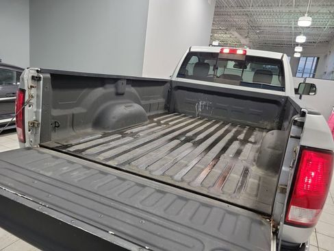 Used 2017 RAM 2500 Tradesman w/ Chrome Appearance Group image 23
